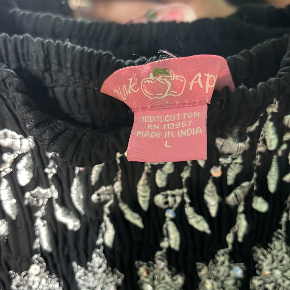 Beautiful 👗 - Picture 5 of 5